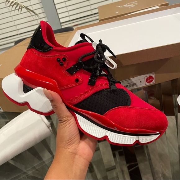 ♥️RED RUNNER! CHRISTIAN LOUBOUTIN SNEAKERS♥️ - Picture 2 of 10